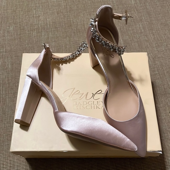 Jewel Badgley Mischka Ollie Champagne Pump 9.5 - Picture 6 of 7